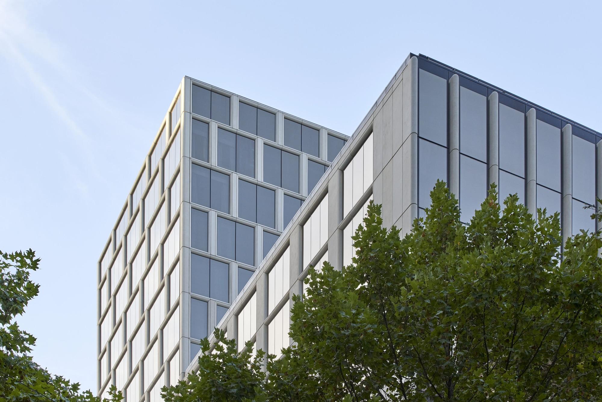 Hilton Melbourne Little Queen Street Esterno foto The new building of the University of Cambridge Judge Business School