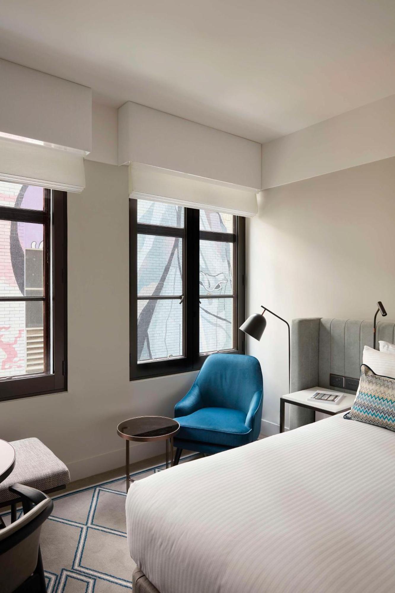 Hilton Melbourne Little Queen Street Esterno foto A guest room at the Hotel 57