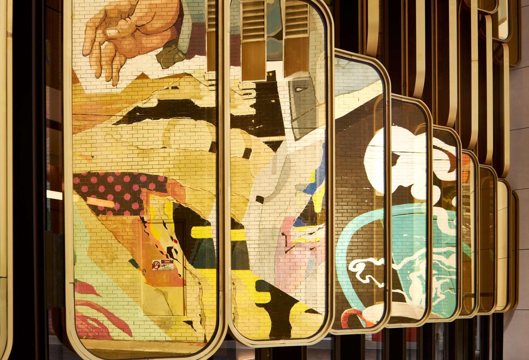 Hilton Melbourne Little Queen Street Esterno foto The 1960s mural
