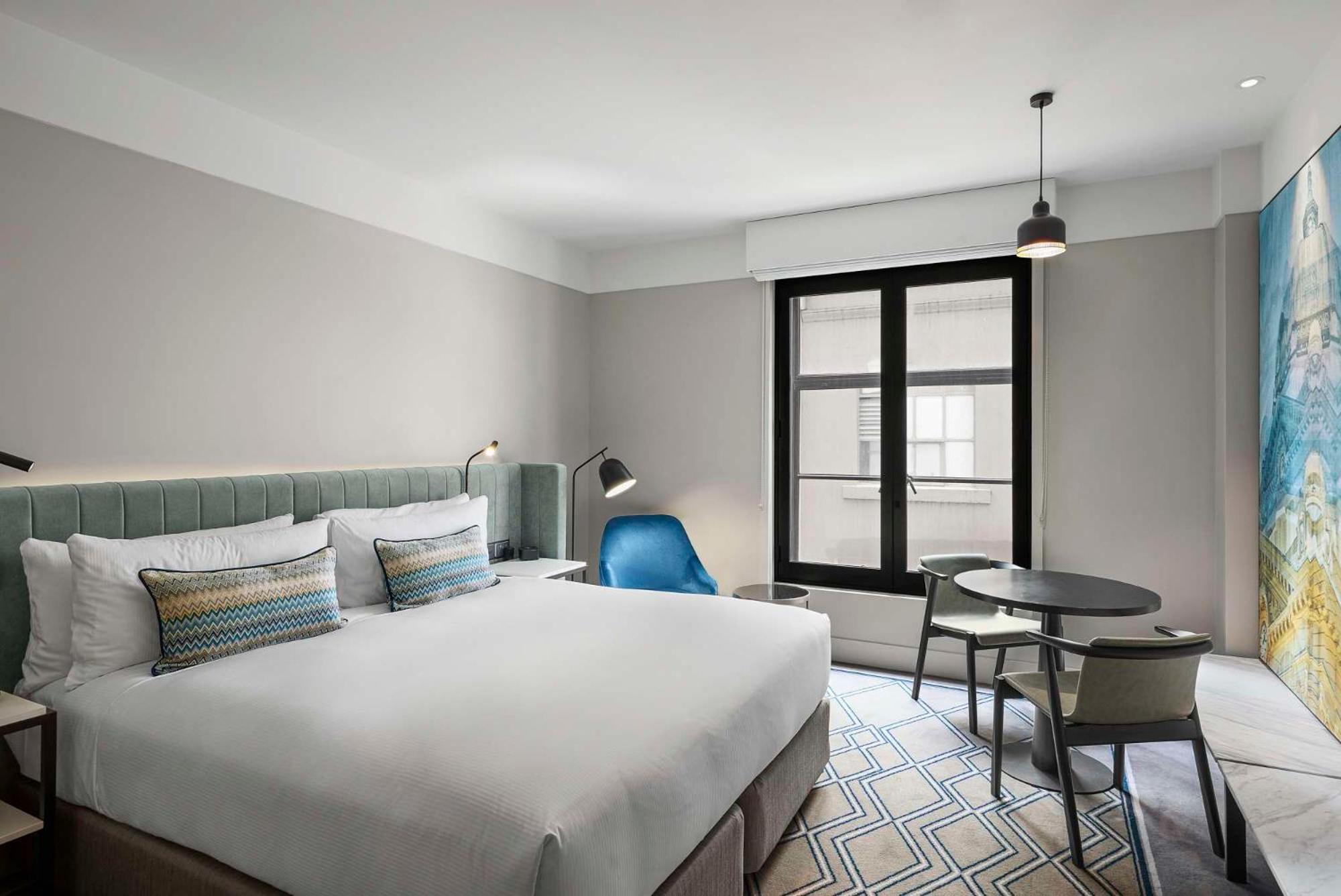 Hilton Melbourne Little Queen Street Esterno foto A room at the hotel